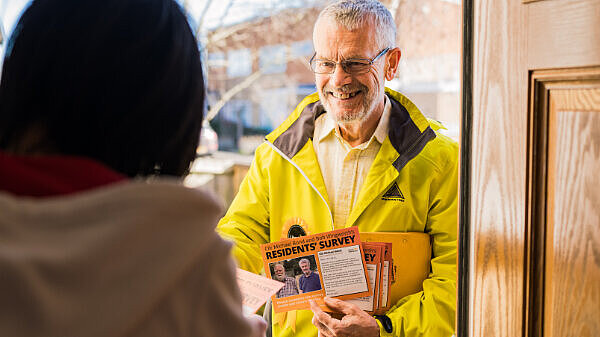 Photo of Bob Ilingworth canvassing