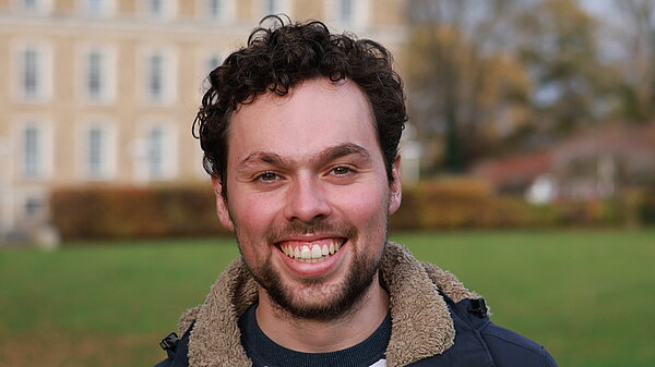 Guy Mills 